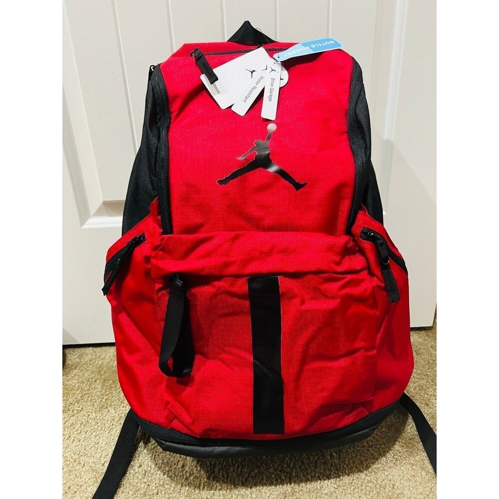 NWT❤️Jordan Large Backpack - Picture 2 of 12